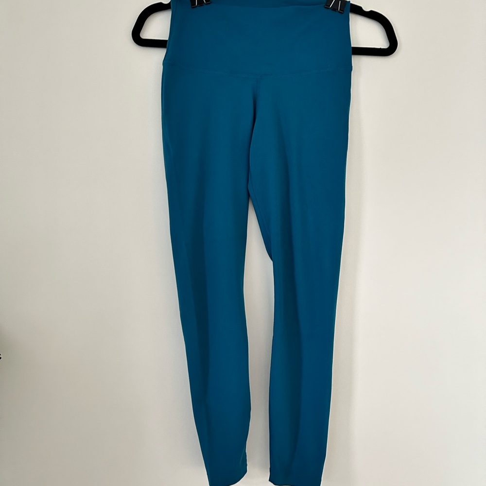 Nike Yoga Teal Women's 7/8 Leggings